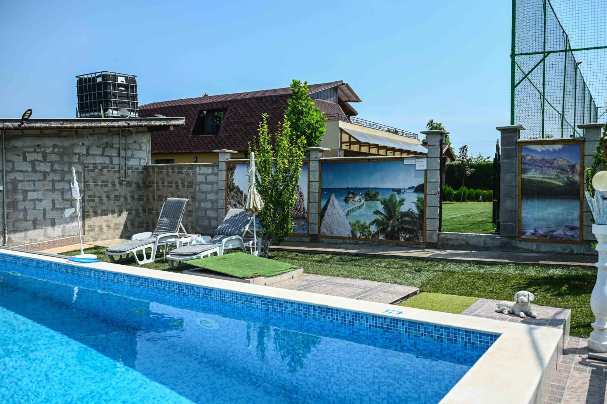 Guest House Erida Trastenik Luaran gambar